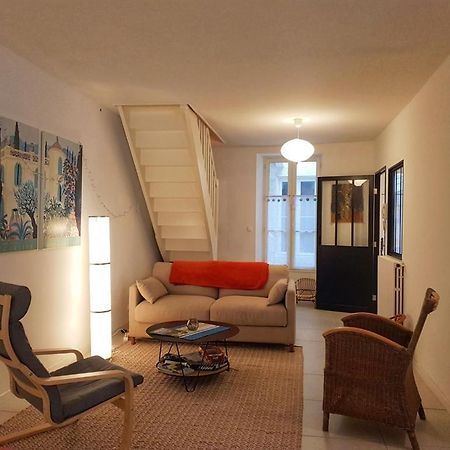 La Maison De Ville 76M2 Avec Terrasse De 22M2 لا روشيل المظهر الخارجي الصورة