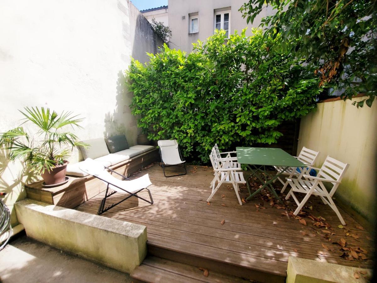 La Maison De Ville 76M2 Avec Terrasse De 22M2 لا روشيل المظهر الخارجي الصورة